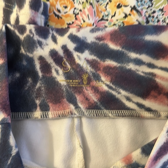 SKATIE TIE DYE TIGHTS - Picture 3 of 3